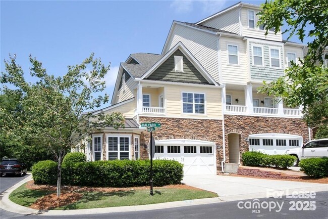 Primary Photo - 405 Halyard Ln