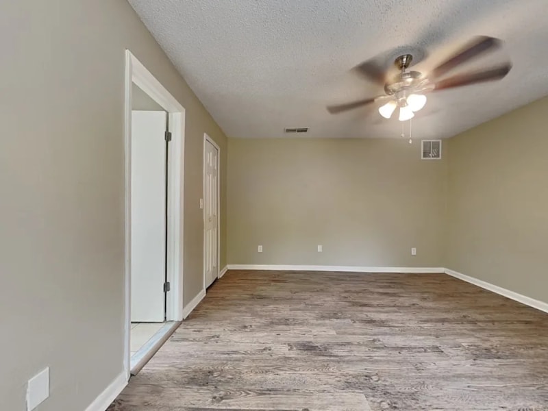 Building Photo - 3715 Coppertree Cir