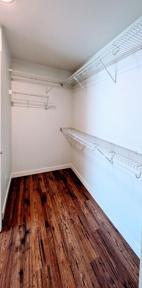 Building Photo - 625 Covington Ave