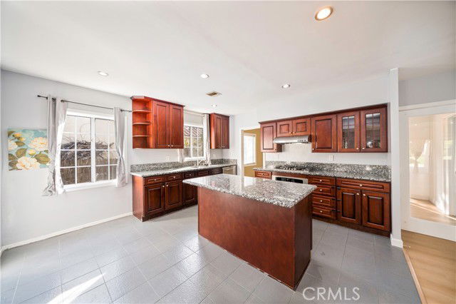 Building Photo - 8539 Palma Vista St