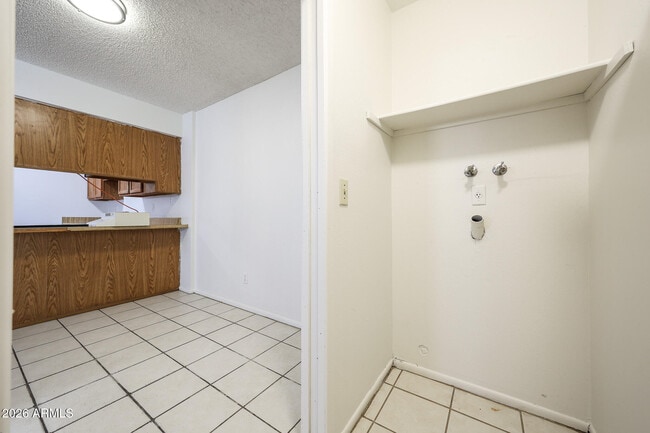 Building Photo - 3238 E Calypso Ave