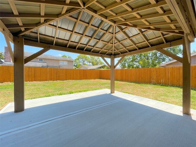 Building Photo - 10015 Old Towne Ln
