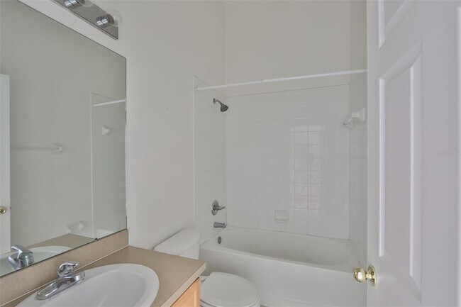 Building Photo - 9815 Carlsdale Dr