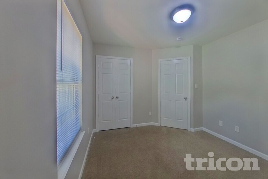 Building Photo - 6635 Autumn Gate Ln