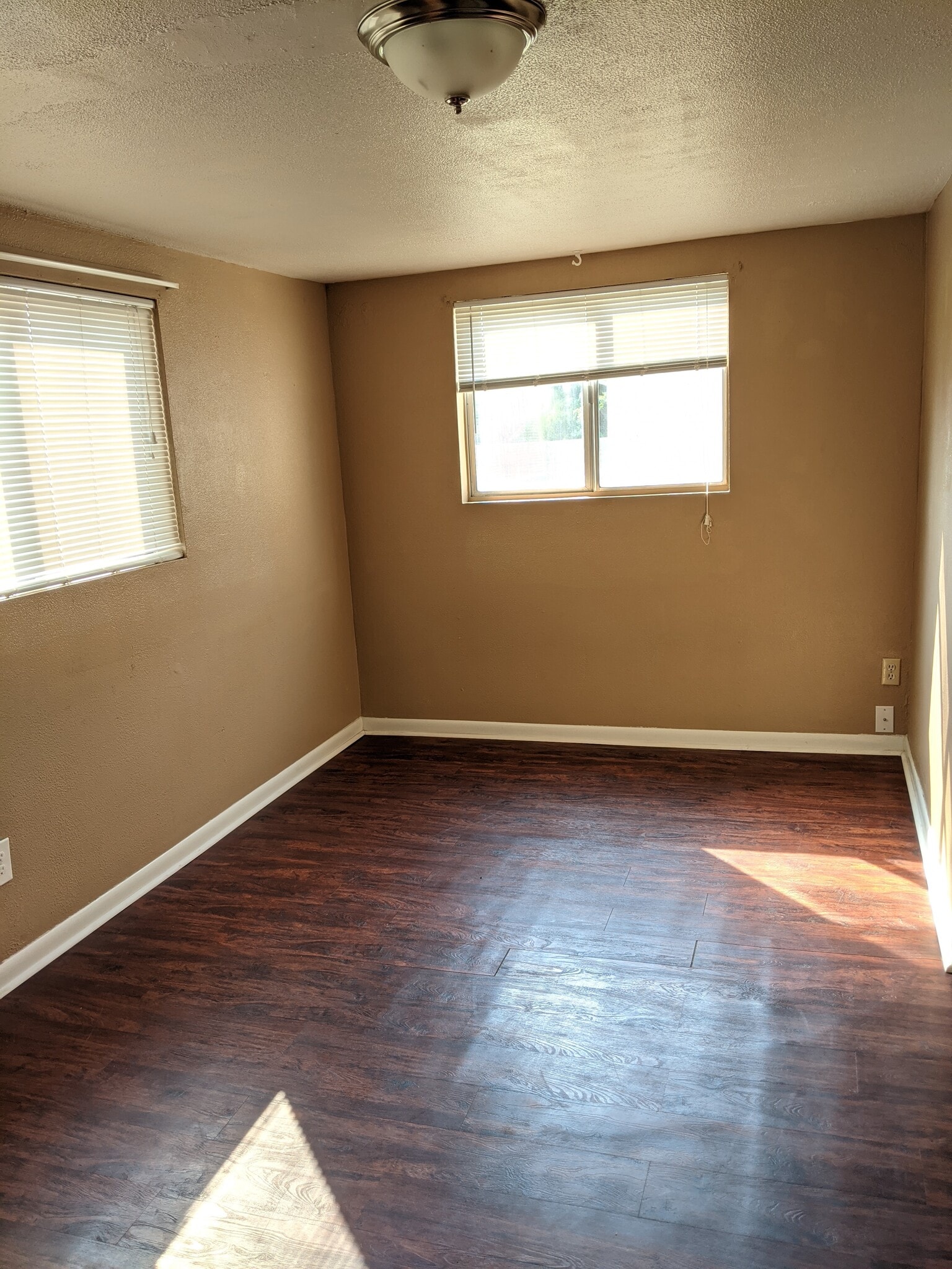 Sunroom - 109 Washington Avenue
