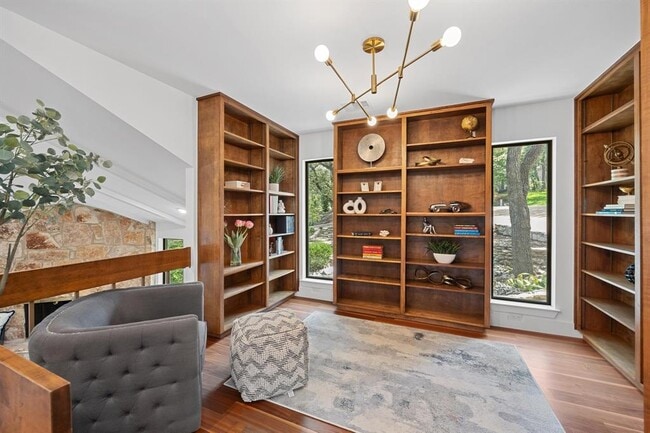 Building Photo - 7518 Stonecliff Dr