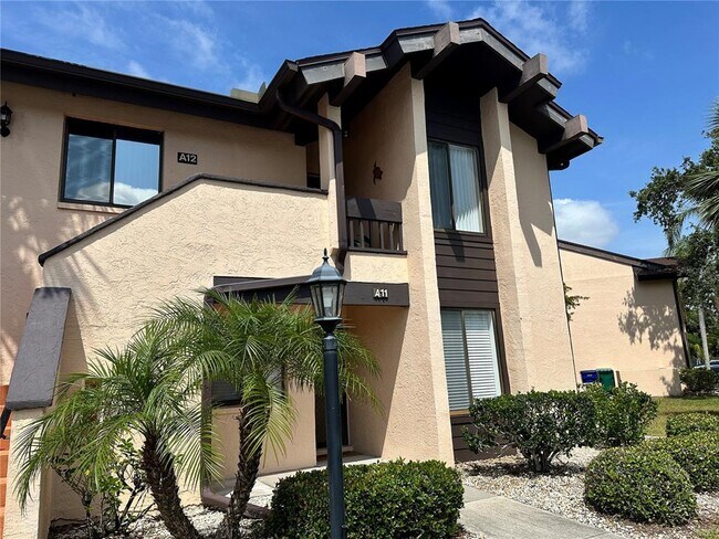 Building Photo - 6191 Timberlake Dr
