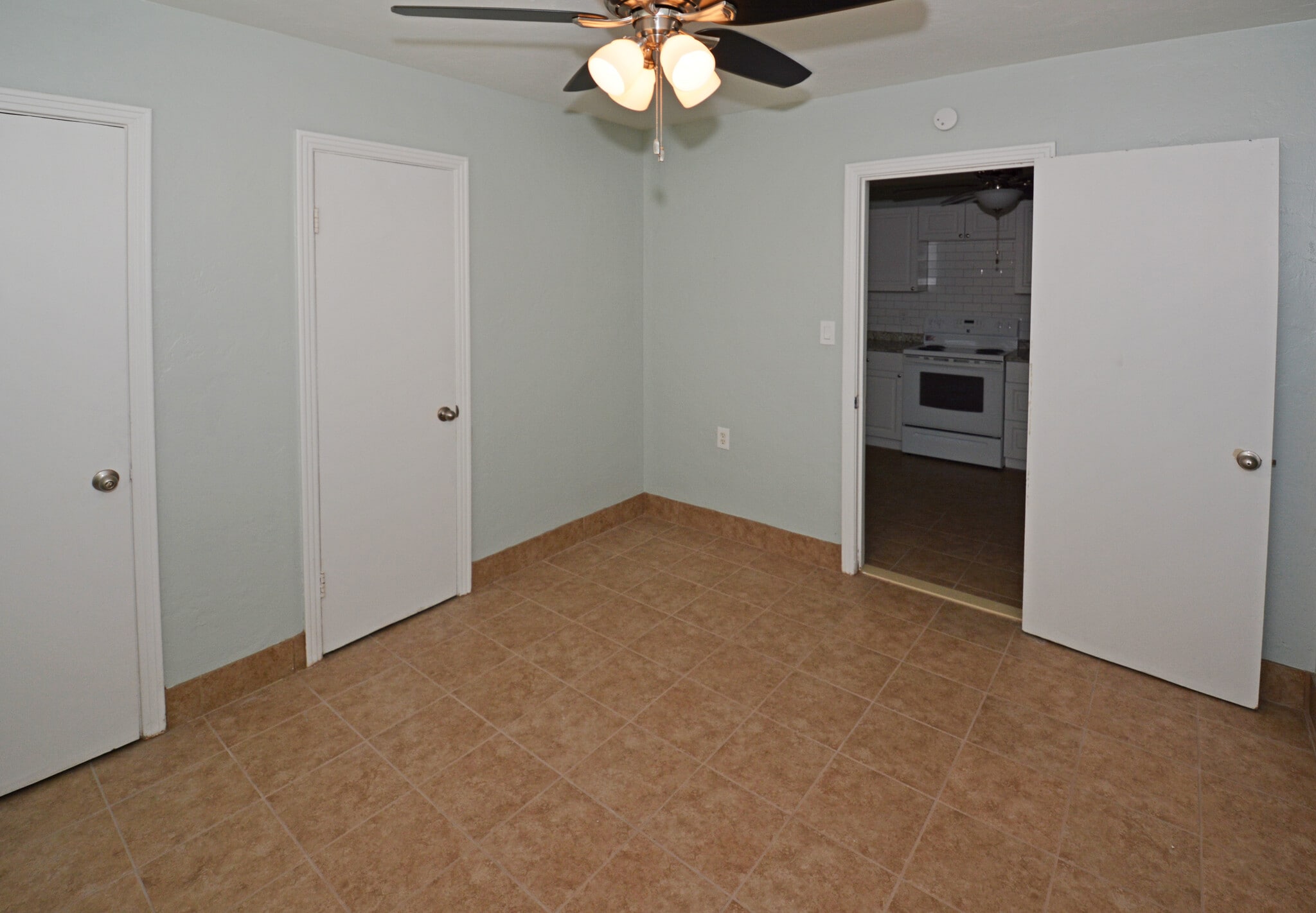 Bedroom 1 - 5009 TANGERINE AVE S
