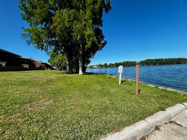 Building Photo - 2X2.5 -MOVE IN NOW! NEW LVP FLOORING ON 1ST FLOOR! NEW CARPET ON 2ND FLOOR! WATER VIEWS! CALL TOD...