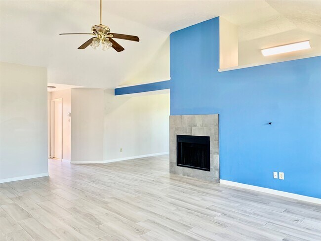 Building Photo - 2903 Bentley Ct