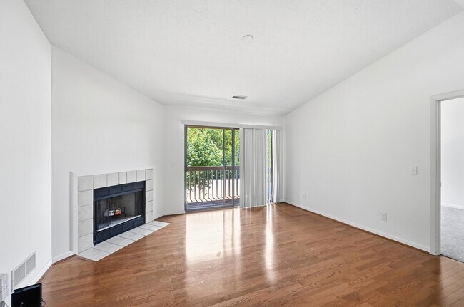 Building Photo - 76 View Terrace Dr