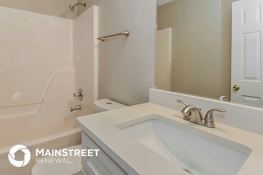 Building Photo - 105 Wood Way