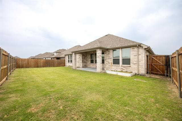 Building Photo - 1560 Kleberg Dr