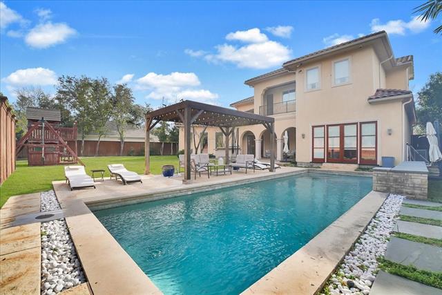 Building Photo - 6807 Lupton Dr