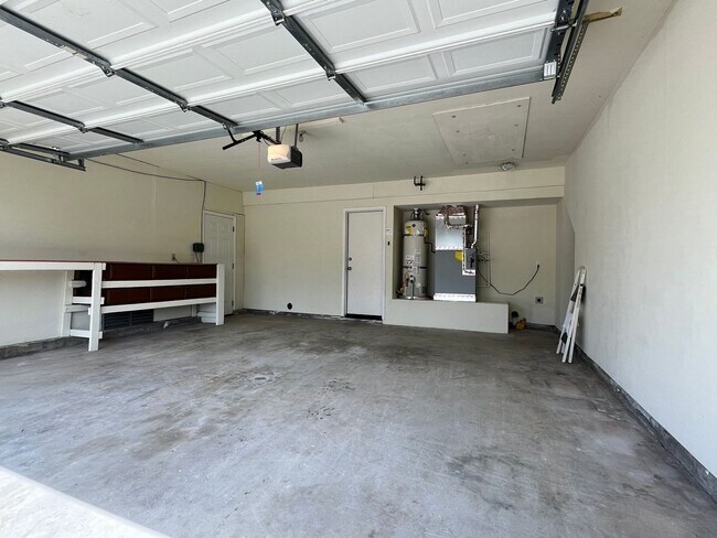 Building Photo - 517 Heather Ridge Rd