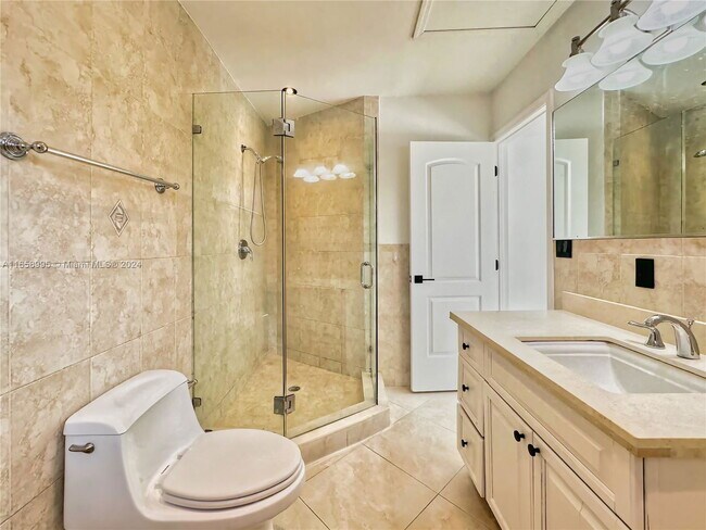 Building Photo - Northeast 18th Court, Miami, FL 33179 - 4 BR 2 BA house