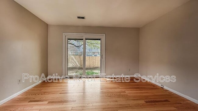 Building Photo - 4305 Tides Ct