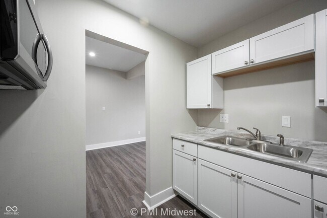 Building Photo - 2060 N Delaware St