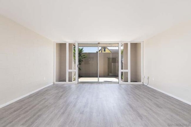 Building Photo - 409 C Ave