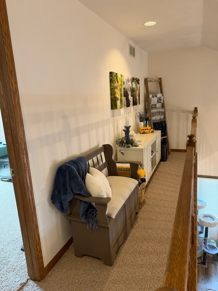 Building Photo - 5095 W Anita St