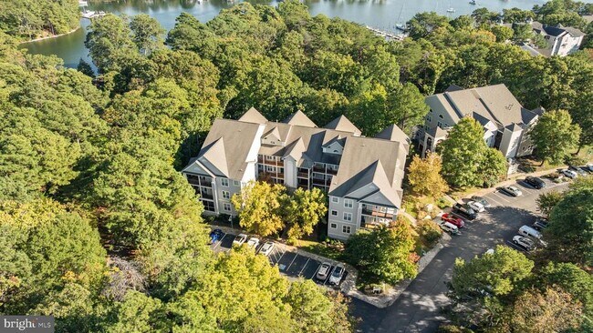 Building Photo - 1024 Leeward Way