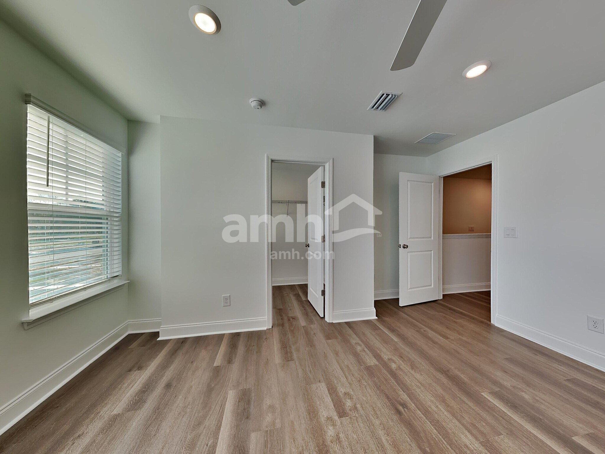 Building Photo - 106 Slice Dr