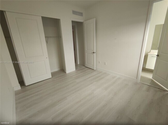 Building Photo - 4 br, 3 bath House - 17507 SW 41st St