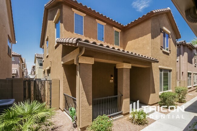 Primary Photo - 1420 S Ponderosa Dr