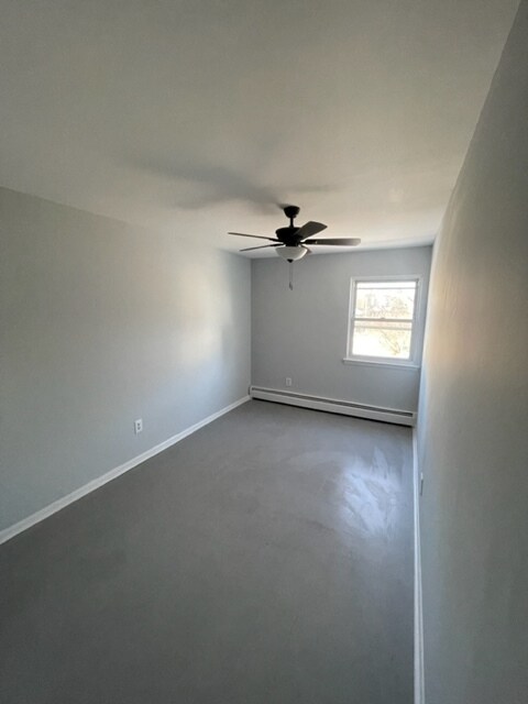 Building Photo - 1005 Walnut Ridge Est