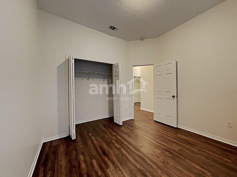 Building Photo - 3547 Kayla Cir