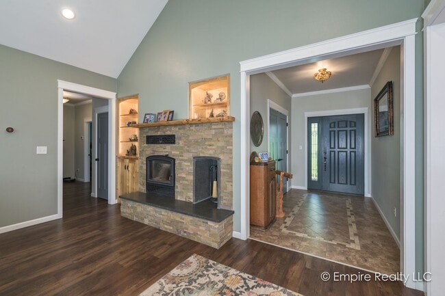 Building Photo - 3 Bed/2 Bath Single Family Home North of F...