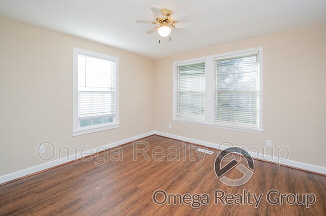 Building Photo - 1317 Ferro Ave
