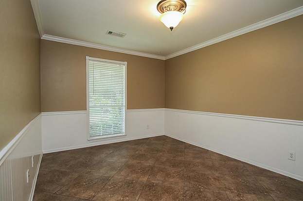 Building Photo - 9423 Highmeadow Dr