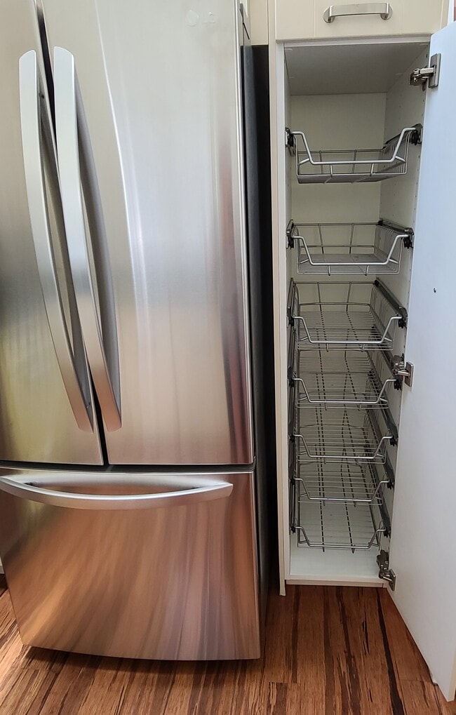 Building Photo - 14651 Huston St