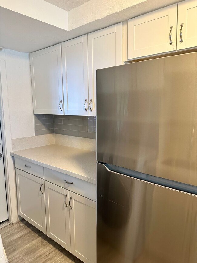 Building Photo - Madison