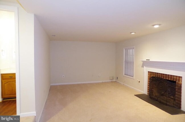 Building Photo - 5929 Woodfield Estates Dr