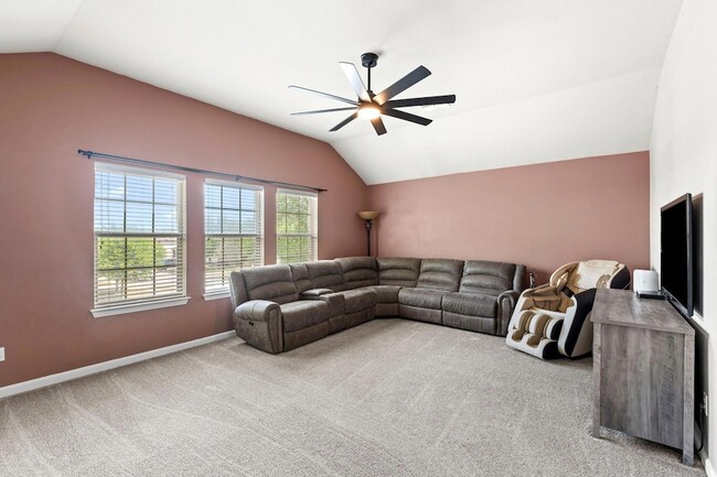 Building Photo - 227 Sandstone Trail