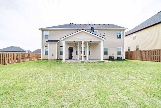 Building Photo - 200 Sunnybrook Ln