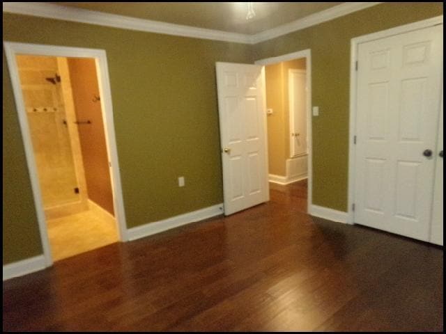 Building Photo - 122 Pin Oak Cove