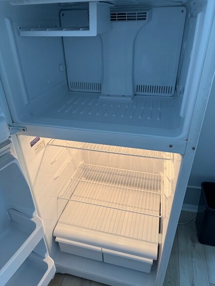 Building Photo - 88 Fair St