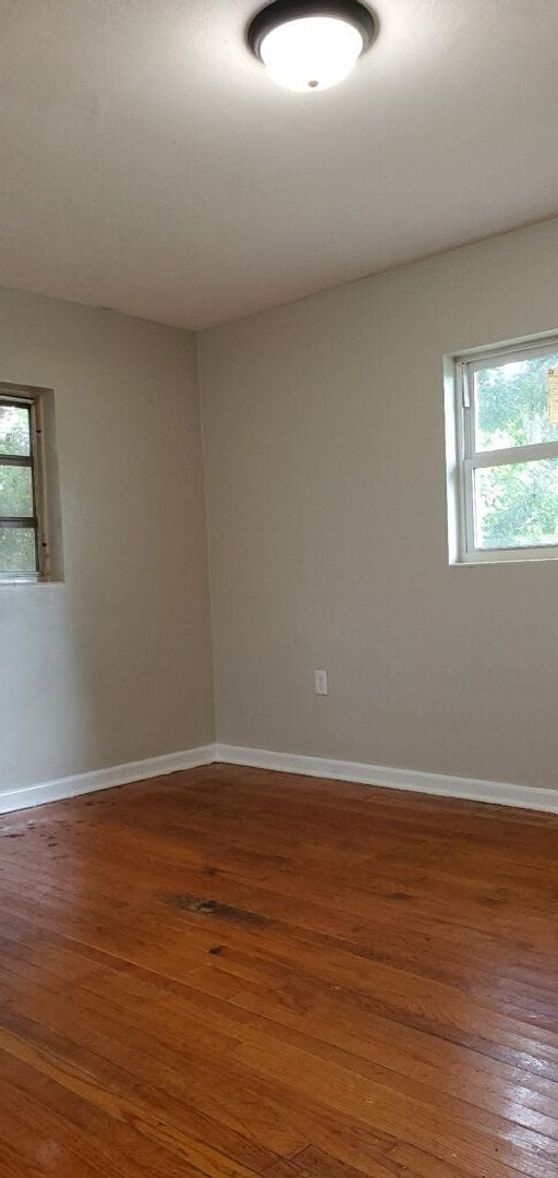 Building Photo - 3 Bed 1 Bath Home With Carport | Pet Friendly | Washer Dryer Hook Ups & Central Air | Section 8 W...