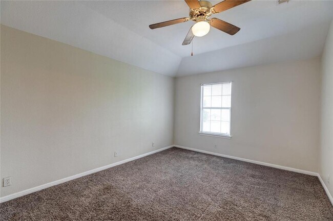 Building Photo - 16712 Hamilton Point Cir