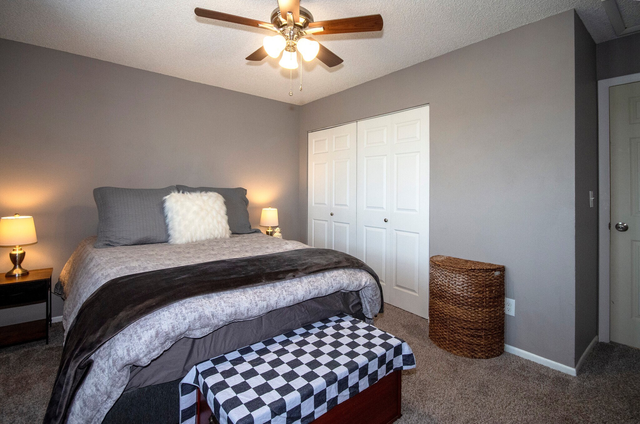 Building Photo - 6965 Sugar Creek Cir