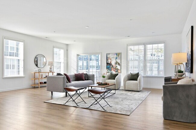 Building Photo - 8010 Wistar Glen Dr