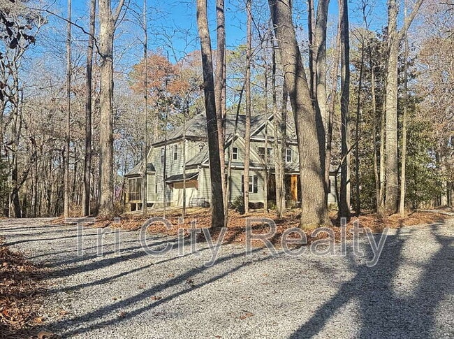 Building Photo - 175 Ridgeway Ct