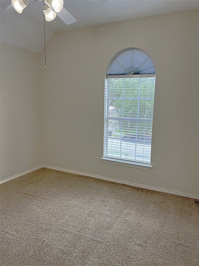Building Photo - 12919 Cascadia Knoll Ct