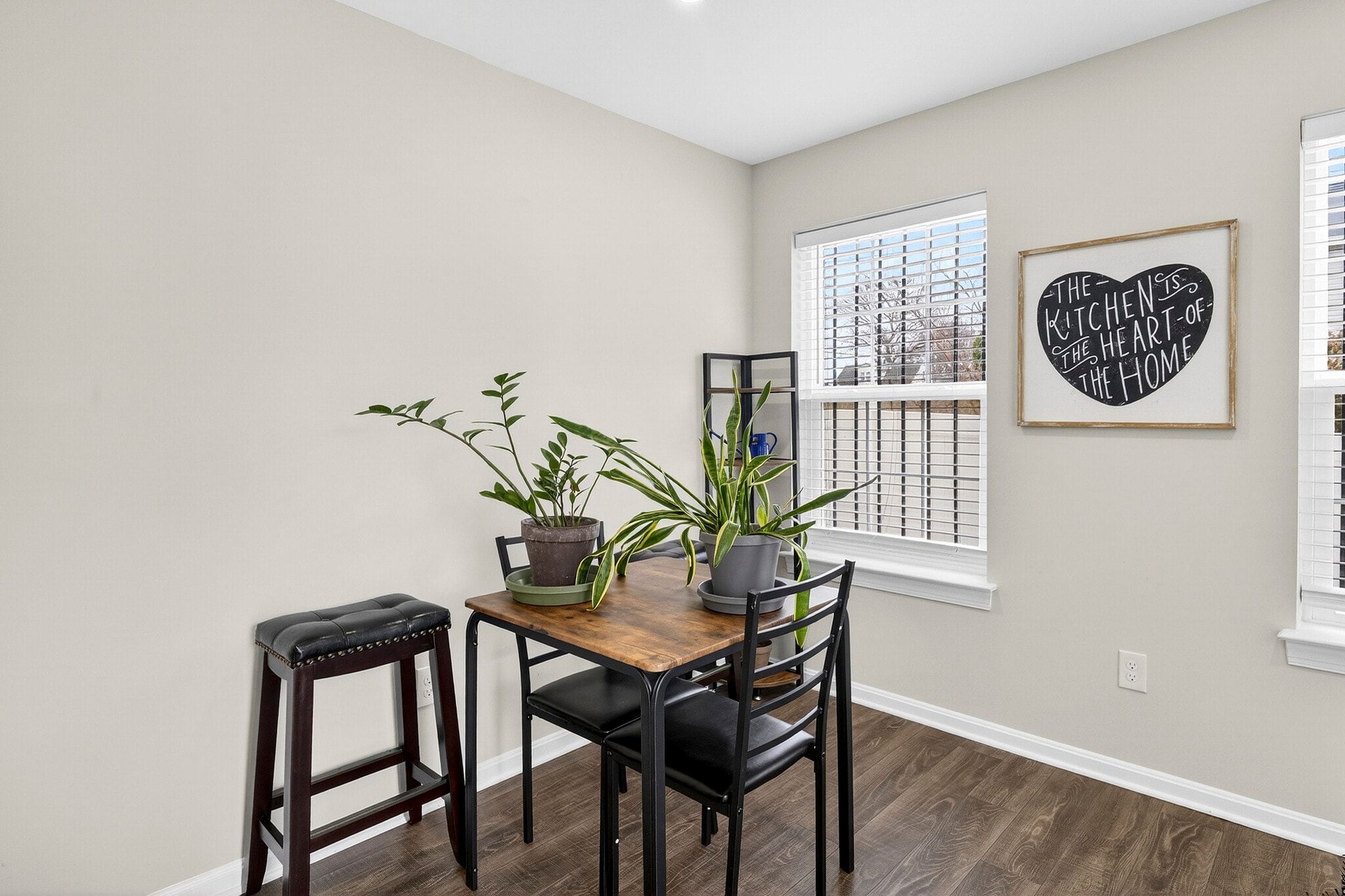 Building Photo - 4833 Gunther St