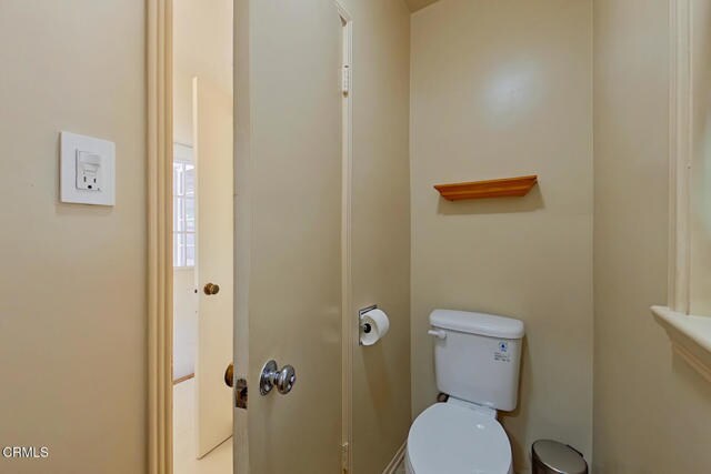 Building Photo - 1462 Glengarry Rd