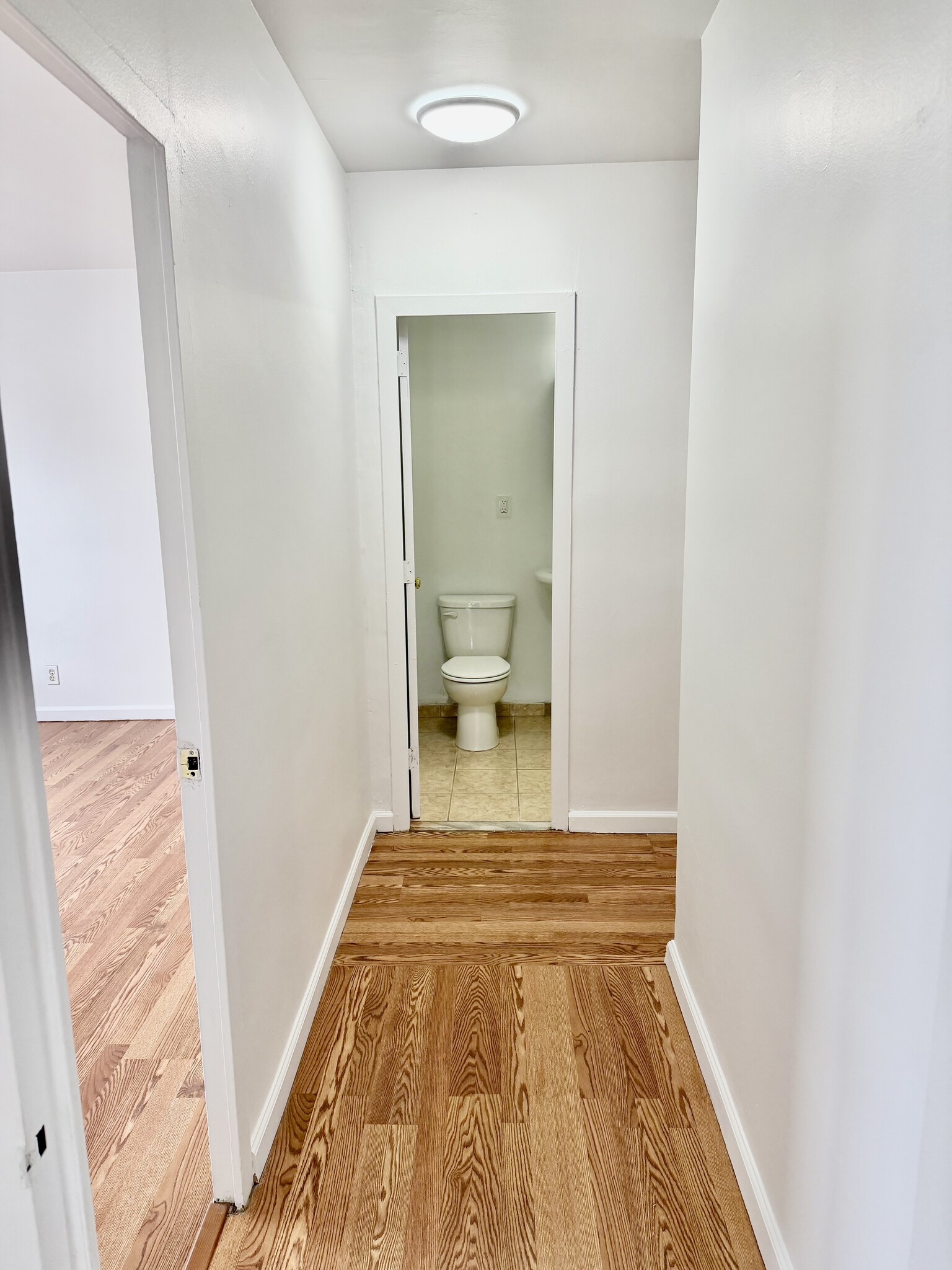 Building Photo - 47 Davis Ave