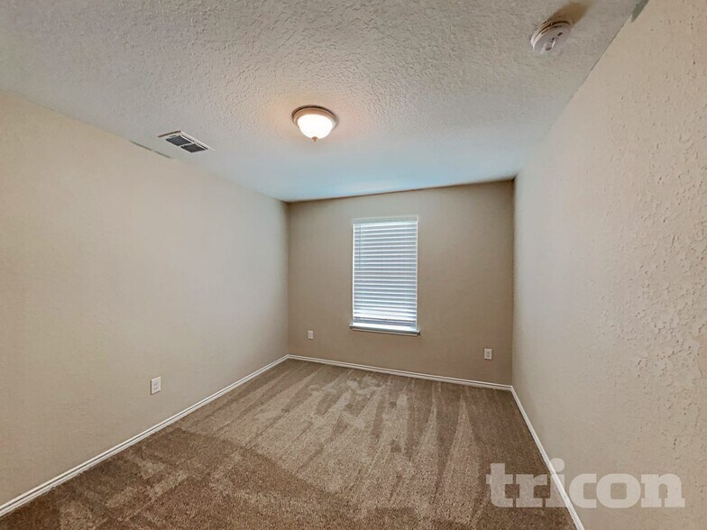 Building Photo - 4327 Spirit Star Dr